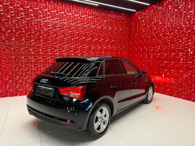 Audi A1 SPB 1.6 TDI 116 CV Admired OK NEOPATENTATI - Foto 6