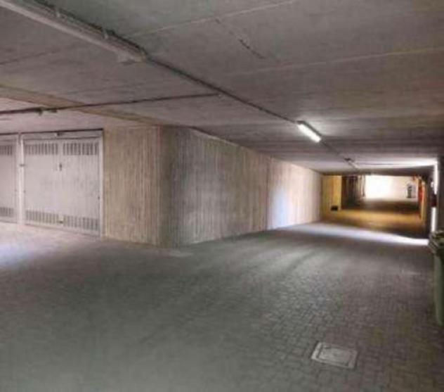 Immobile in asta di 18 m², box auto in vendita a Merone - Foto 7