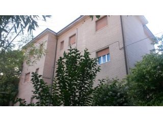 AFFITTASI A STUDENTE