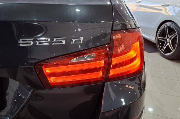 Bmw 525d 218Cv Touring Futura TwinPower - Foto 9
