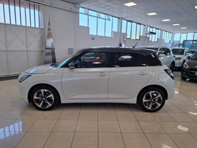 SUZUKI Swift 1.2 Hybrid Top EXTRA PROMO+INCENTIVO 2026 rif. 23990186 - Foto 2
