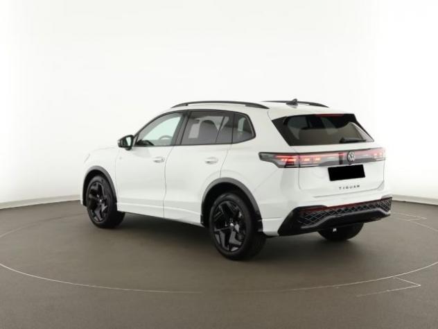VOLKSWAGEN Tiguan 1.5 eTSI 150CV DSG R-Line R Line - BLACK STYLE LED rif. 22947278 - Foto 4