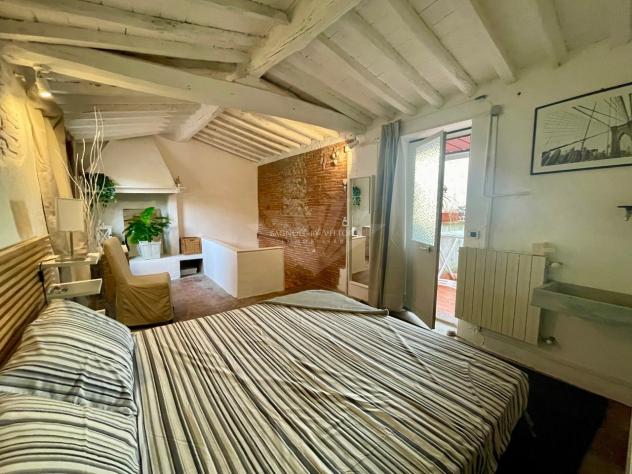 APPARTAMENTO di 5 vani e di 87 mq (PIETRASANTA) rif. 016/V - Foto 11