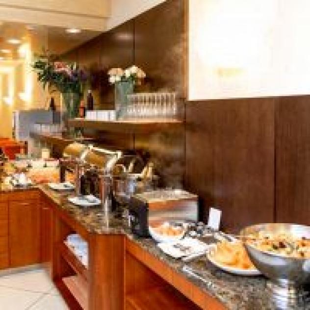 Hotel Capri S.n.c. di Salandini Vincenzo e Giancarlo - Foto 2
