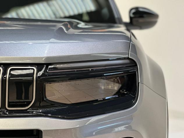 Jeep Avenger e-Hybrid 1.2 MHEV e-Hybrid Turbo Summit - Foto 3