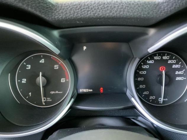 Alfa Romeo Stelvio 2.2 Turbodiesel 190 CV AT8 Q4 Sprint - Foto 9