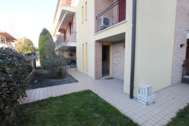 Casa indipendente di 180 m² con 4 locali e box auto doppio in vendita a Saonara