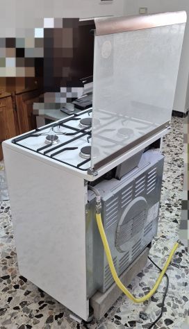Cucina a gas Smeg con forno - Foto 2