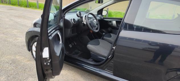 Toyota Aygo 1.0 12V VVT-i 5 porte Active Connect - Foto 10