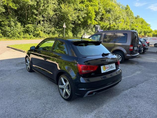 Audi A1 1.6 TDI 105 CV Ambition S-LINE Neopatentati - Foto 5
