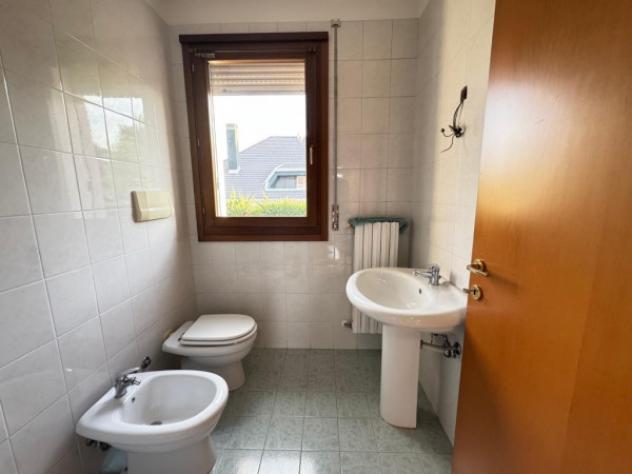 Appartamento di 91 m² con 4 locali e box auto in vendita a Albignasego - Foto 12