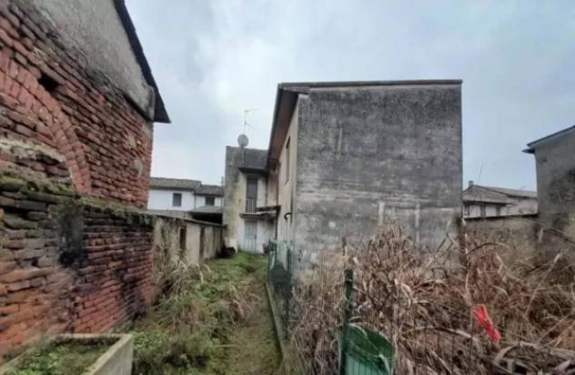 Immobile in asta di 158 m² con più di 5 locali e box auto in vendita a Corte de' Cortesi con Cignone - Foto 2