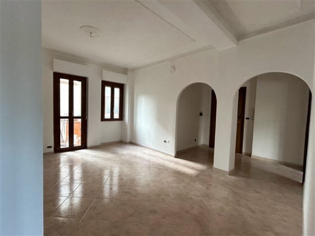 SASSARI -LUNA E SOLE -VIA MASTINO APPARTAMENTO LUMINOSO CON BOX - Foto 6
