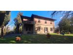 VILLA di 10 vani e di 850 mq (VAGLIA) rif. AAJ347