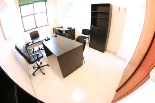 Ufficio arredato o call center 4 posti con linee flat euro 293 (ad. Hotel Rea) - Foto 2