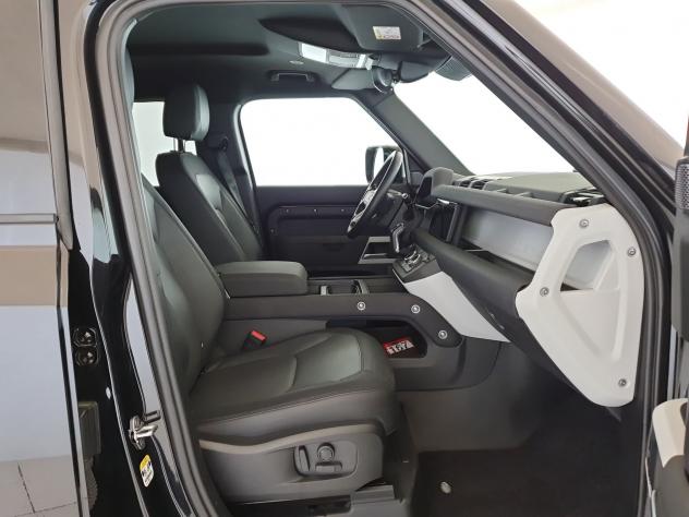 Land Rover Defender 3.0D I6 250 110 X-Dynamic SE AWD auto. - PEDANE LATERALI - Foto 3