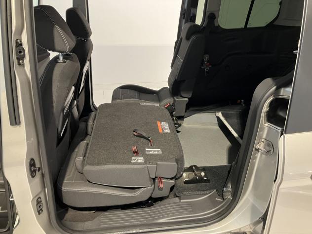 Ford Tourneo Connect 1.5 TDCi 120 CV Titanium Trasporto Disabili - Foto 9