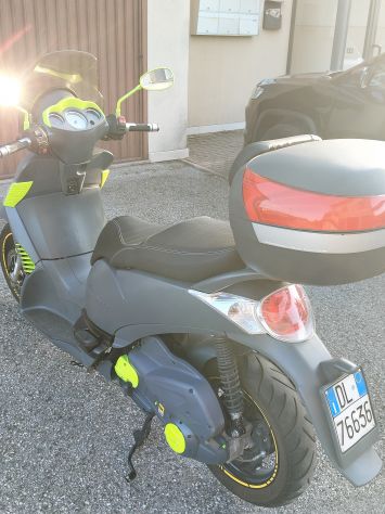 Vendo scooter scarabeo 300s - Foto 5