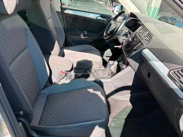 Volkswagen Tiguan 2.0 TDI SCR DSG 4MOTION Business BMT - Foto 10