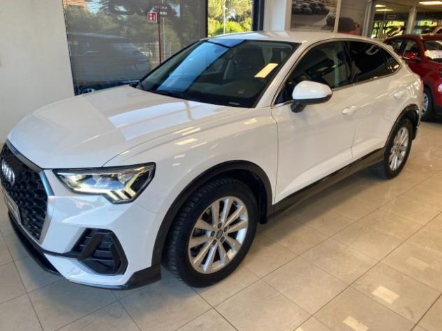 AUDI Q3 SPB 35 TDI S tronic Business Plus rif. 23736020 - Foto 2