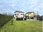 Villa in vendita a Segromigno In Monte - Capannori 180 mq  Rif: 1399966