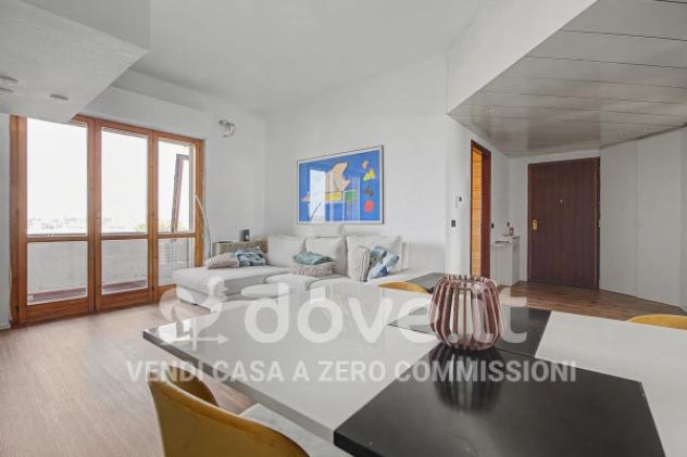 Appartamento di 112 m² con 3 locali e box auto in vendita a Parabiago - Foto 2