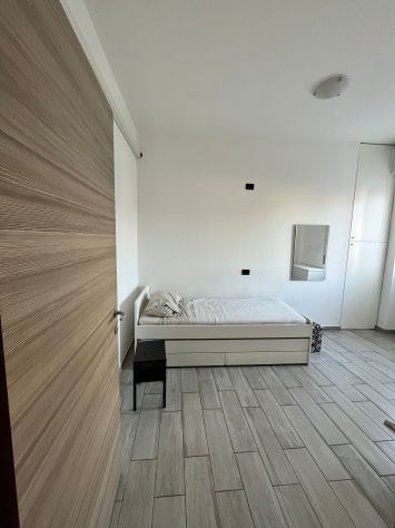 STANZA MATRIMONIALE CON BALCONE IN QUADRILOCALE - Foto 10