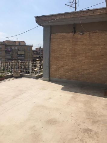 Attico trilocale Via dei Centauri a Torre Angela - Foto 2