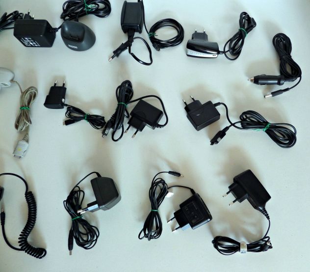 Caricabatterie vintage Nokia, Samsung, Ericsson, Motorola, ORIGINALI - Foto 8