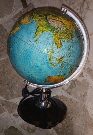 Mappamondo con Luce da cambiare - Foto 4