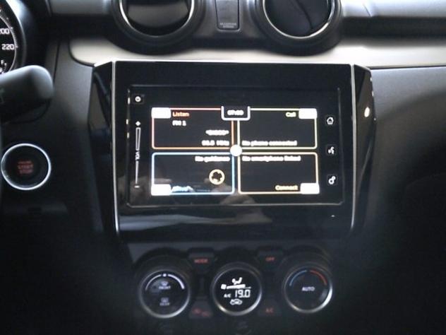 SUZUKI Swift 1.2 Hybrid Top rif. 23993228 - Foto 10