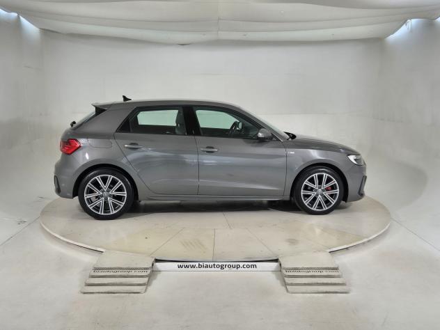 Audi A1 II 2019 Sportback Benzina Sportback 30 1.0 tfsi S Line Edition 116cv s-tr - Foto 5