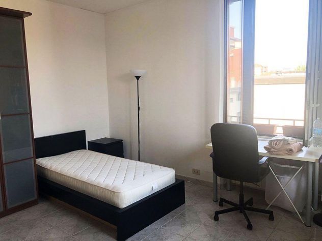 POSTO LETTO IN STANZA DOPPIA MOLTO GRANDE - Foto 5