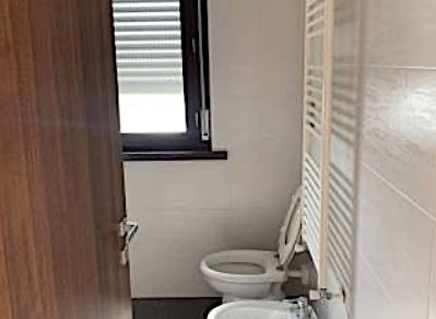GUIDONIA BILOCALE NON ARREDATO CON TERRAZZO PRIVATO