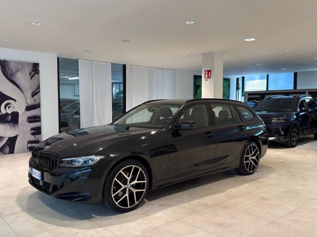BMW Serie 3 320d 48V xDrive Touring MHEV auto Adap. Cruise 19”