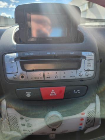 Toyota Aygo 1.0 BENZINA X NEOPATENTATI - Foto 9