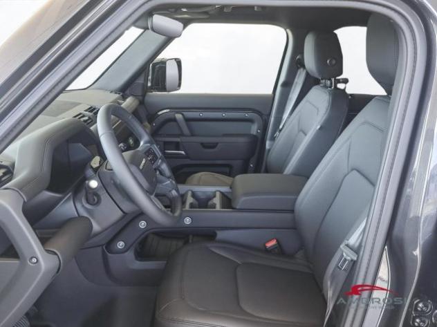 LAND ROVER Defender AWD 5DR SWB X-Dynamic SE 200PS Auto rif. 23734767 - Foto 7
