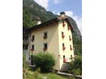 V000482 - EDIFICIO ANTICO CON 2 APPARTAMENTI E TERRENO