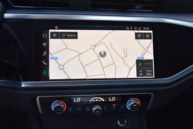 Audi Q3 35 TDI S tronic Business *Navigatore, Telecamera* - Foto 8
