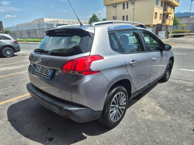 Peugeot 2008 BlueHDi 100 S&S Active - Foto 5