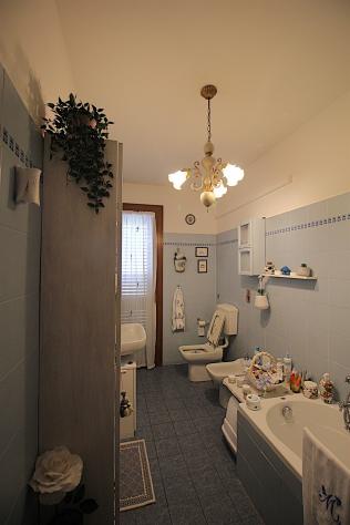APPARTAMENTO DI 85 MQ CON TERRAZZO E GARAGE CAT ENERGETICA B- GREVE IN CHIANTI - Foto 11