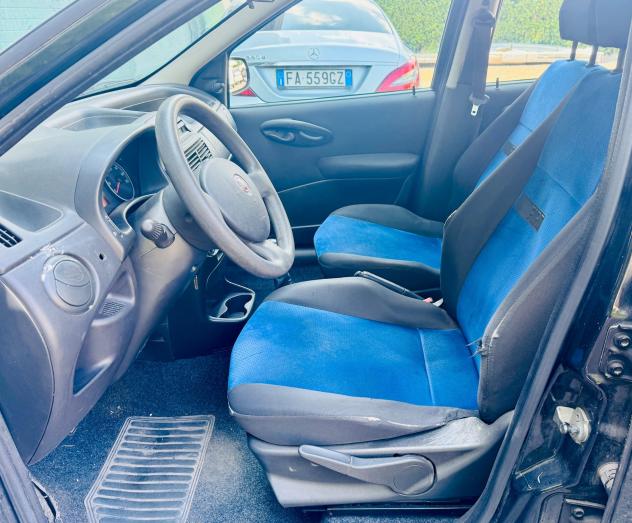 Fiat Punto Classic 1.3 MJT 5 porte Neopatentati - Foto 9