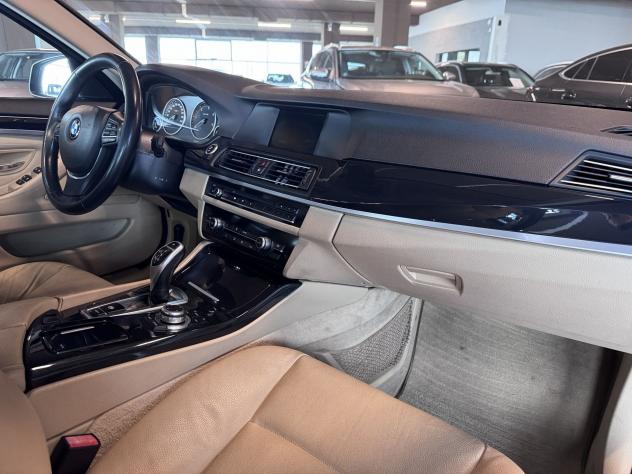 BMW Serie 5 520d Futura - Foto 9