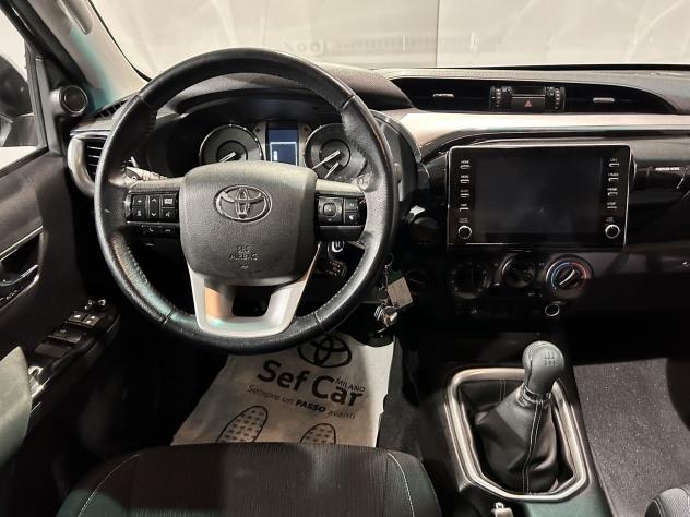 ToyotaOfficial Hilux Hilux Double Cab 2.4 D-4D 4X4 150 CV Lounge + IVA DA AGGIUNGERE - Foto 8