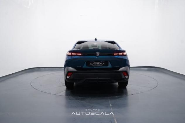 PEUGEOT 408 1.6 Hybrid 180 e-EAT8 Allure Pack rif. 23258000 - Foto 5