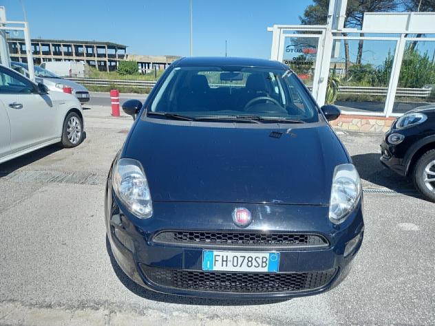 Fiat Punto 1.4 Natural Power 5porte Street 2017 - Foto 5