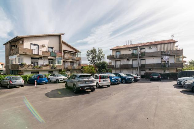 Appartamento in vendita a Aci Castello