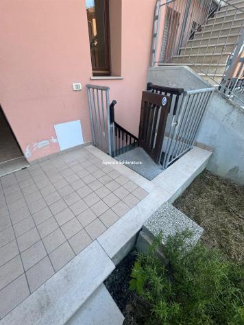 TRASANNI VENDESI APPARTAMENTO INDIPENDENTE AL PIANO TERRA CON AMPIO SCOPERTO ESCLUSIVO - Foto 4