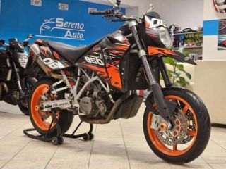 KTM SUPERMOTO 950 CON SCARICHI AKRAPOVIC
