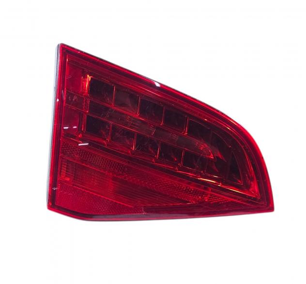 STOP POSTERIORE SINISTRO INTEGRATO NEL PORTELLO AUDI A4 Avant (8K5) 8K9945093B (0815)
